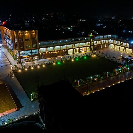 The Bodhi Palace Resort Luaran gambar