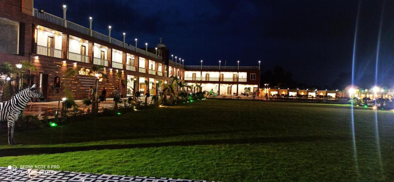 The Bodhi Palace Resort Luaran gambar