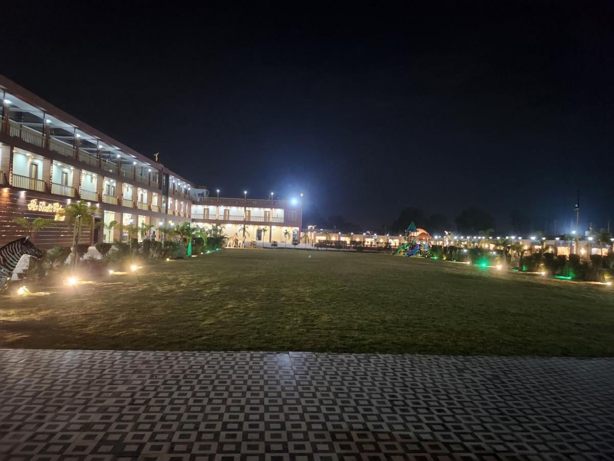 The Bodhi Palace Resort Luaran gambar